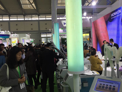 �����ꏊ(qi��ng)����Ƥ�w���t(y��)�����(hu��)ʢ�rֱ��