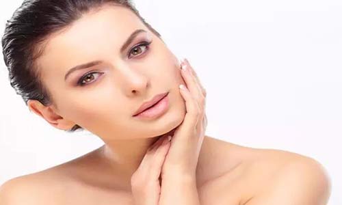 ���m�ϼ�����ɫ��߀�ǹ�����ɫ�ߣ�