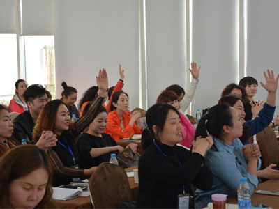 �ꏊ��˾.�ڰˌÿ��Ҿ��ްࣨ��ɫ��/��˥���v�����ڱ����e�k